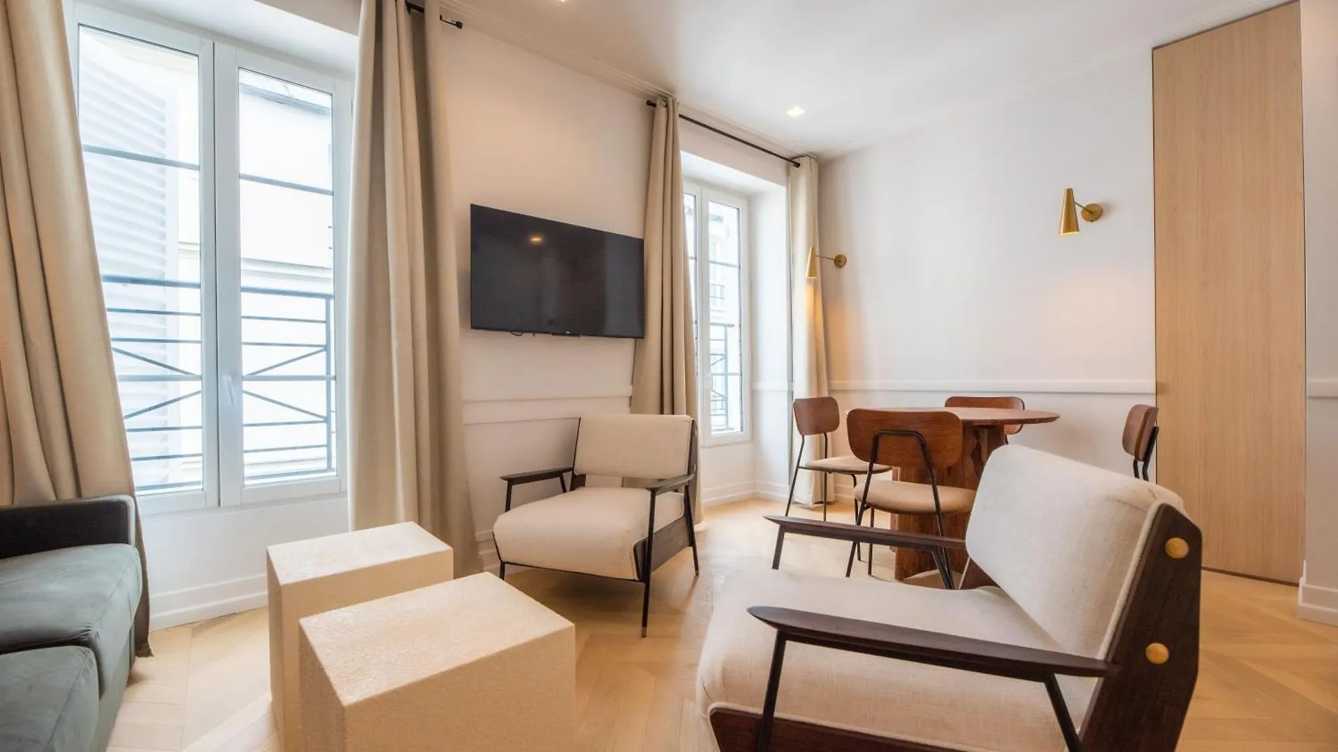 1 Bedroom Flat - Cremieux, Bastille París 0*,  Francia